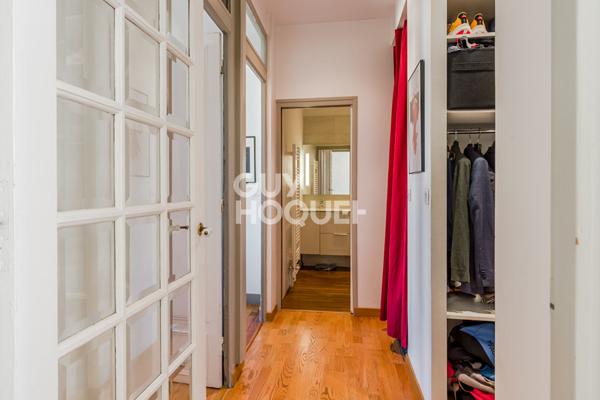 Appartement idéalement placé sur le boulevard - vue dégagée - ascenseur-cave -grenier-