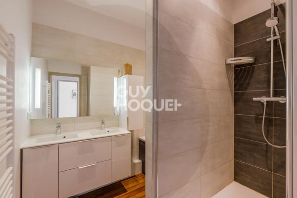 Appartement idéalement placé sur le boulevard - vue dégagée - ascenseur-cave -grenier-