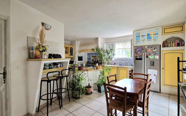 Maison à vendre    5 pièces •  Saint-Gély-du-Fesc