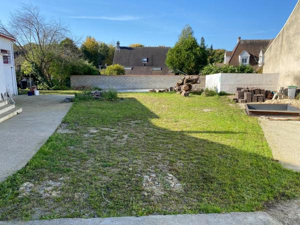 Ancien hôtel-restaurant MURS A VENDRE