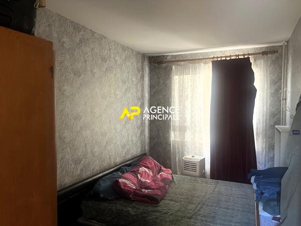 Sartrouville - Appartement 5 pièces 106.98 m2 avec cave et box 212 000 € **  - Référence  9593