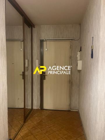 Sartrouville - Appartement 5 pièces 106.98 m2 avec cave et box 212 000 € **  - Référence  9593