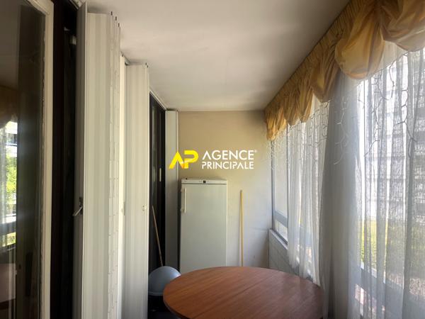 Sartrouville - Appartement 5 pièces 106.98 m2 avec cave et box 212 000 € **  - Référence  9593