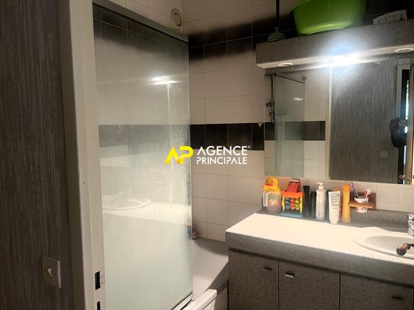 Sartrouville - Appartement 5 pièces 106.98 m2 avec cave et box 212 000 € **  - Référence  9593