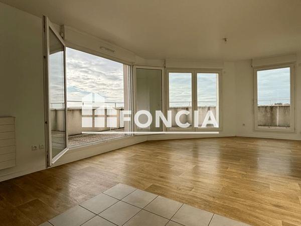 À vendre Appartement 4 pièces 77 m² - Cergy 95800