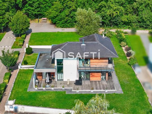 Maison d’architecte en lisière de forêt