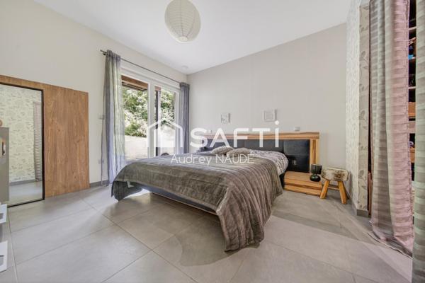 Maison d’architecte en lisière de forêt
