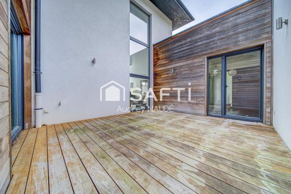 Maison d’architecte en lisière de forêt