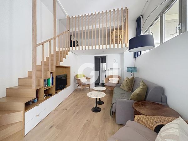Paris 11 - Loft atypique refait à neuf avec mezzanine