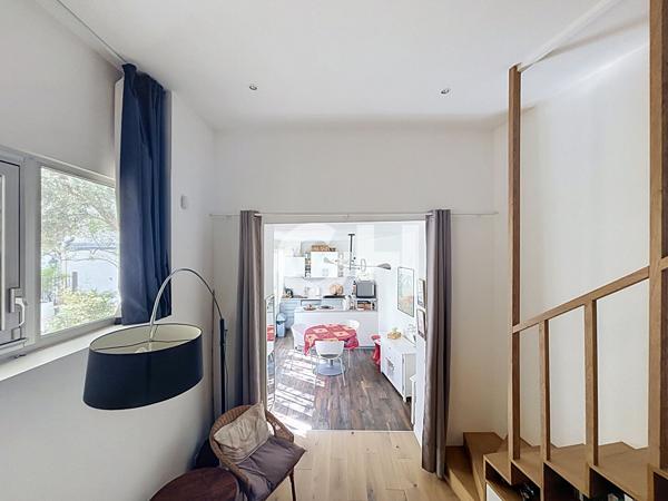 Paris 11 - Loft atypique refait à neuf avec mezzanine