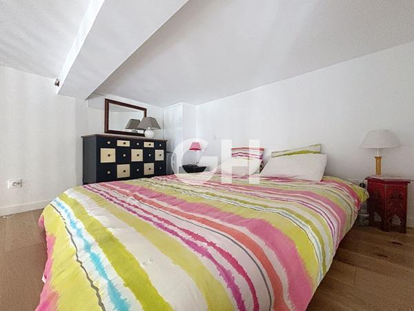 Paris 11 - Loft atypique refait à neuf avec mezzanine