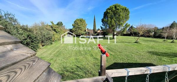 maison 192 m2, terrain 2700 m2, piscine 66 m2