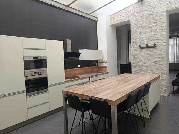 Immeuble à vendre 400m² Saint-Omer (62500)