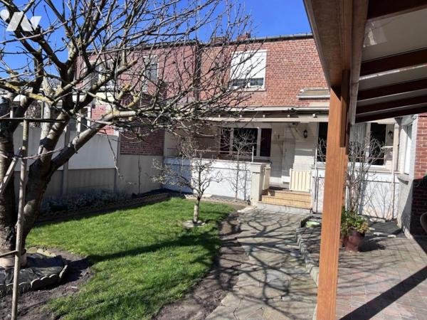 MAISON CENTRE VILLE AVEC GARAGE