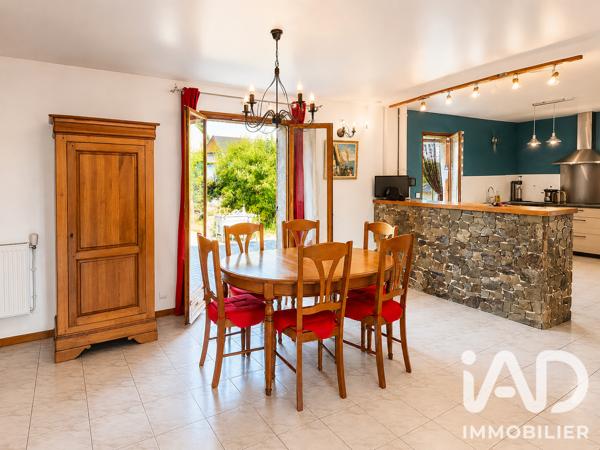 Maison à vendre 6 pièces 118 m² Moret-Loing-et-Orvanne