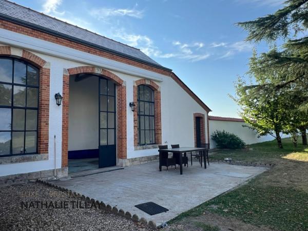 Orléans, demeure de prestige, propriete à vendre, chateau 440 m², piscine, tennis, maison d'amis 85 m², dépendances potentiel aménageable , parc paysagé et arboré 4 ha