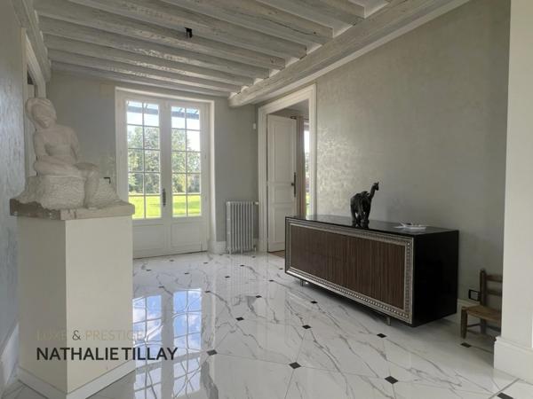 Orléans, demeure de prestige, propriete à vendre, chateau 440 m², piscine, tennis, maison d'amis 85 m², dépendances potentiel aménageable , parc paysagé et arboré 4 ha