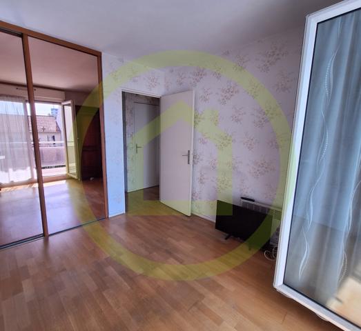 Appartement à BEAUCHAMP (95250)