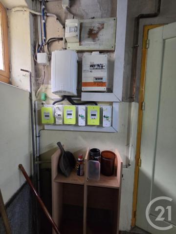 Appartement F3 à vendre  4 pièces - 92,11 m2 AUBAGNE - 13