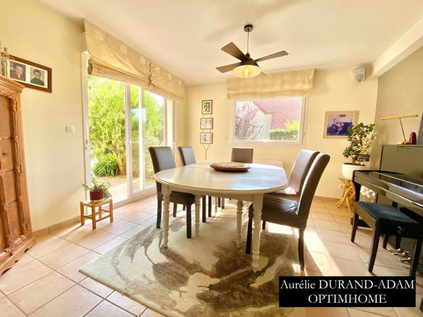 Superbe maison - Caen Nord - 7 Chambres - Garage - sous sol- jardin - Accés indépendant idéal pour profession libérale -