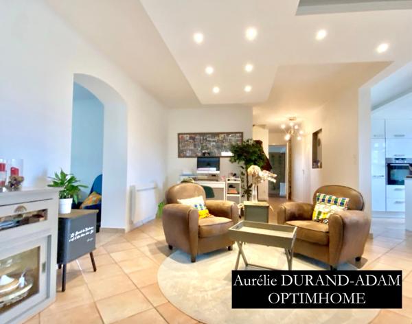 Superbe maison - Caen Nord - 7 Chambres - Garage - sous sol- jardin - Accés indépendant idéal pour profession libérale -