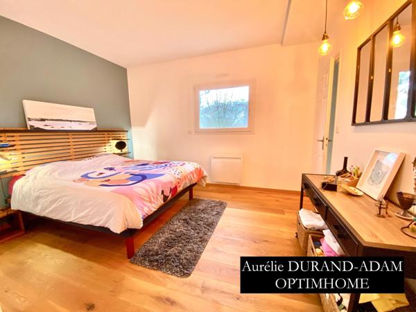 Superbe maison - Caen Nord - 7 Chambres - Garage - sous sol- jardin - Accés indépendant idéal pour profession libérale -