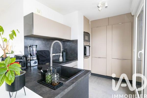 Appartement à vendre 4 pièces 86 m² Villecresnes