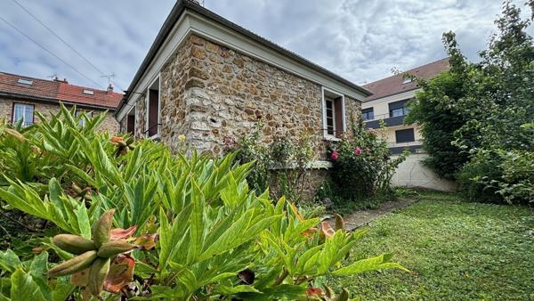 Pavillon indépendant à 10mn de la gare RER D
