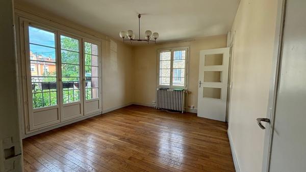 Pavillon indépendant à 10mn de la gare RER D