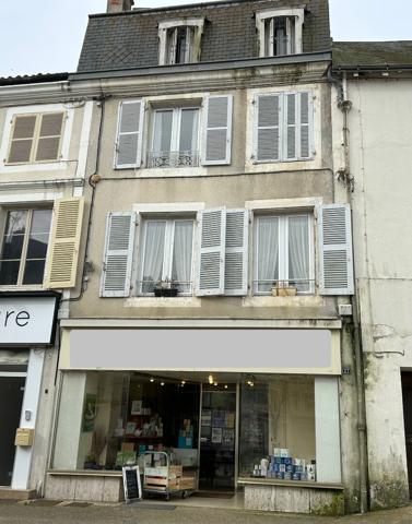 Immeuble de rapport Civray 8 pièce(s)