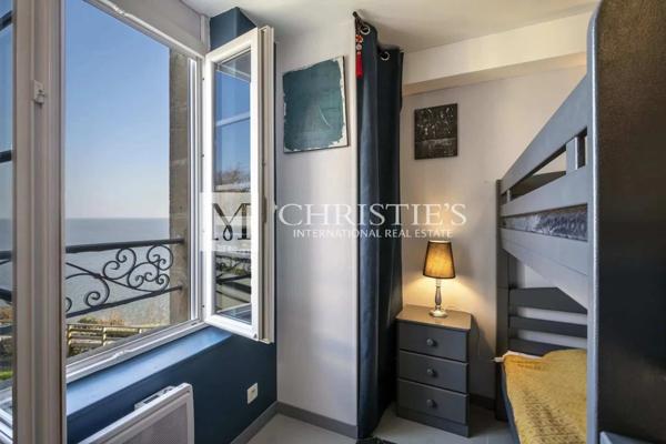 Appartement en duplex vue mer avec terrasse, grotte et parking à Meschers-sur-Gironde