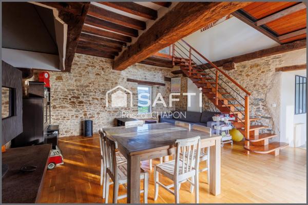 Longère rénovée – Vie de plain-pied possible – DPE C – Terrain 1 500 m² – 12 min axe Rennes-Laval