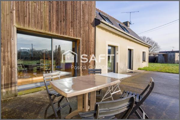 Longère rénovée – Vie de plain-pied possible – DPE C – Terrain 1 500 m² – 12 min axe Rennes-Laval