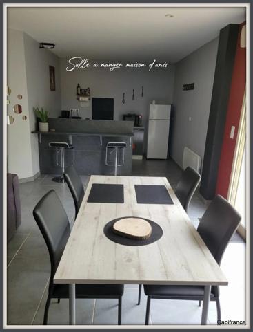 PROPRIETE FIN 18ème sur 3 ha de pâturage IDEAL CHAMBRES D’HÔTES