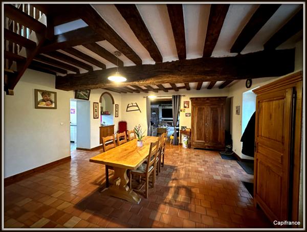 PROPRIETE FIN 18ème sur 3 ha de pâturage IDEAL CHAMBRES D’HÔTES