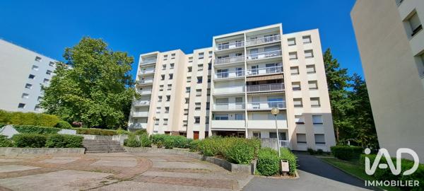 Location studio 9,74 m² Cergy