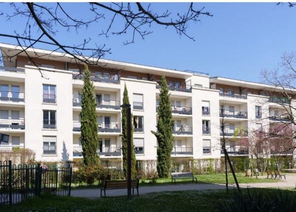 INVESTISSEMENT LOCATIF – Le Port-Marly – Résidence d’Affaires Serena - 5,49% de rentabilité