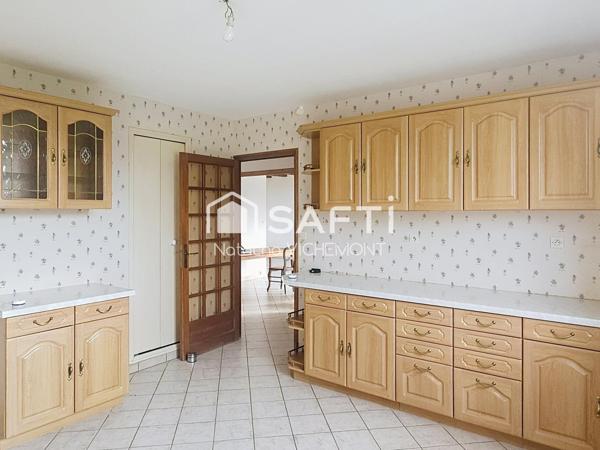 Quartier port du Loiron, au calme, maison à fort potentiel!