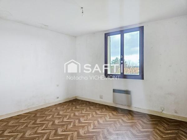 Quartier port du Loiron, au calme, maison à fort potentiel!