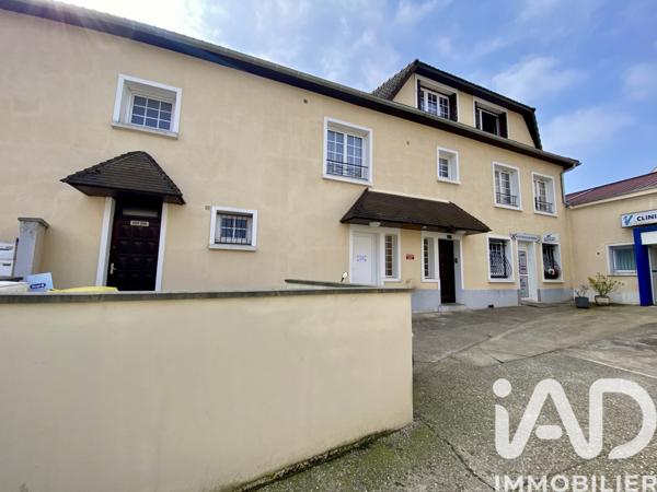 Immeuble à vendre 724 m² Nozay