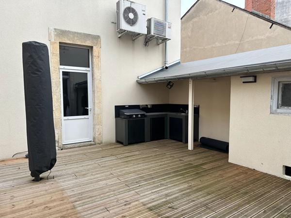CHATEAUROUX - Au coeur du centre ville - Appt de 141 m² avec terrasse