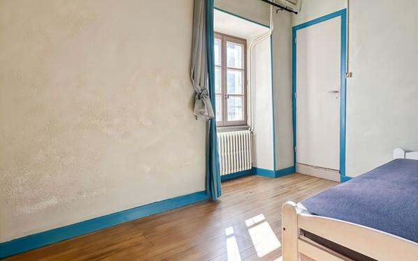 Appartement à louer    3 pièces •  Vals-les-Bains