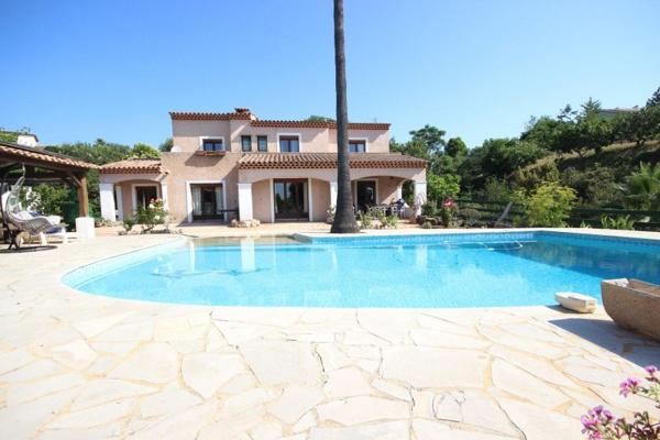 Vente / Villa à Antibes (06600)