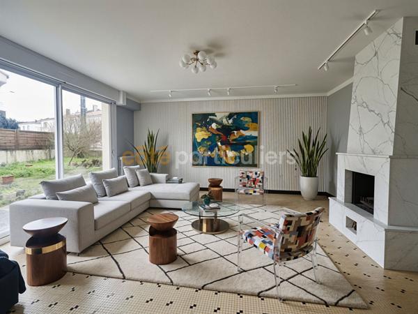 Vente Maison118 m² - 6 Pièces - LA ROCHE SUR YON (85000)