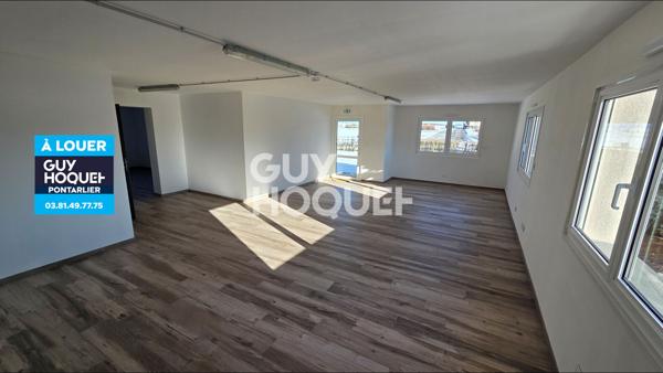 HOUTAUD LOCAL A LOUER 90 M²