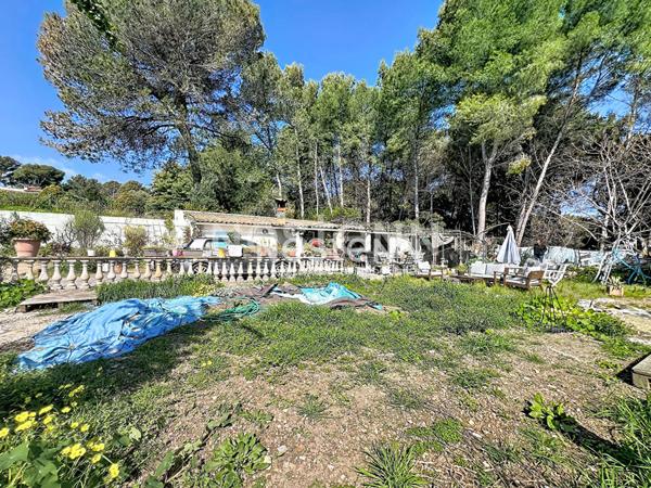 VALLAURIS - Maison - 70m² - Terrain 620m² - Aperçu mer - Parking - Calme