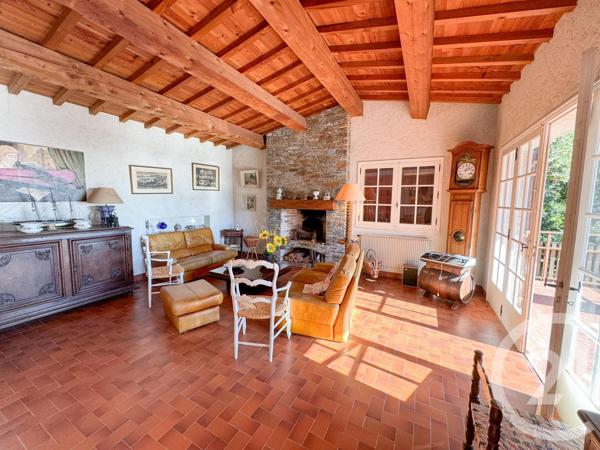 Maison à vendre  5 pièces - 180 m2 CAVALAIRE SUR MER - 83