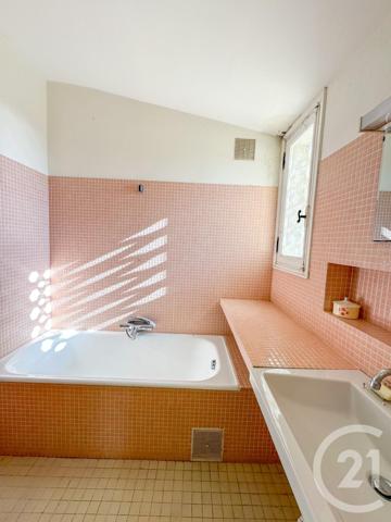 Maison à vendre  5 pièces - 180 m2 CAVALAIRE SUR MER - 83