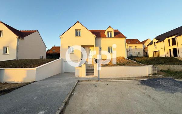 Maison à vendre    6 pièces • 140 m2 Soissons