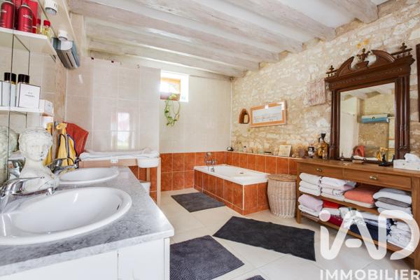 Maison à vendre 14 pièces 385 m² Châtillon-sur-Cher